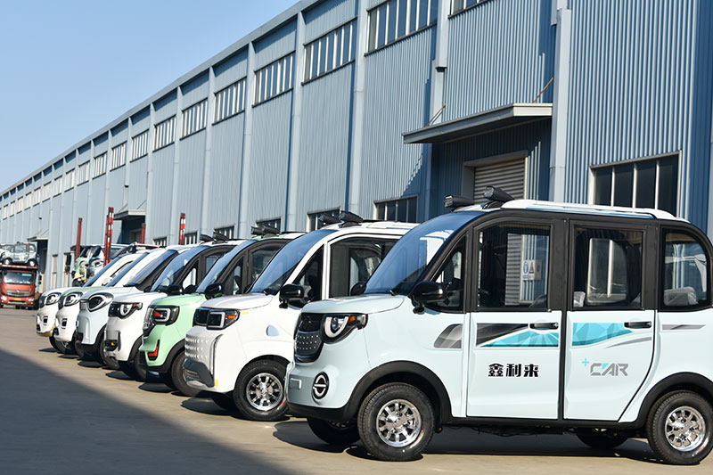 電動四輪車